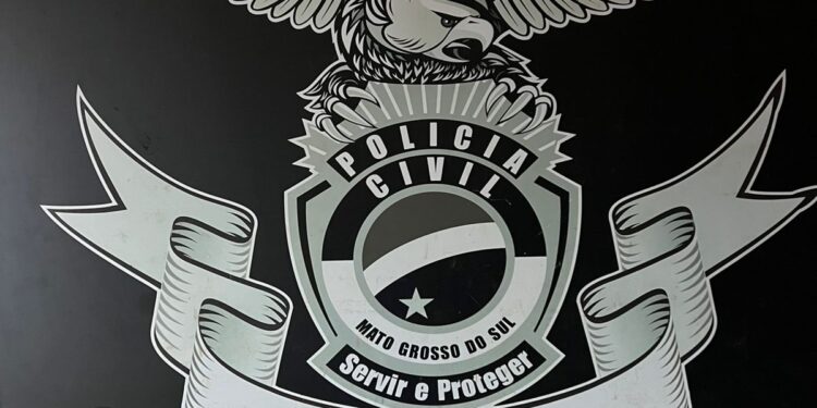 Polícia Civil prende mulher em flagrante com 8,6kg de maconha escondidos no interior de caixas de som na Capital