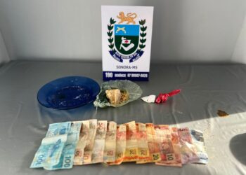 Polícia Militar prende homem por tráfico de drogas e fecha boca de fumo em Sonora