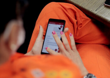 Primeiro projeto do Senado em 2026 cria botão do pânico virtual para mulheres