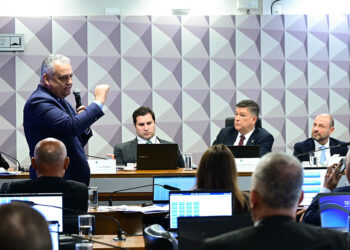 Relator da CPMI critica fiscalização do INSS sobre consignados e defende regulação