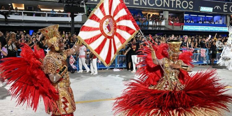 Rio recebe Desfile das Campeãs do Carnaval neste sábado