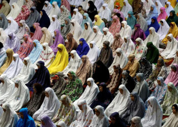 Ramadã começa em Gaza entre esperança e dificuldades