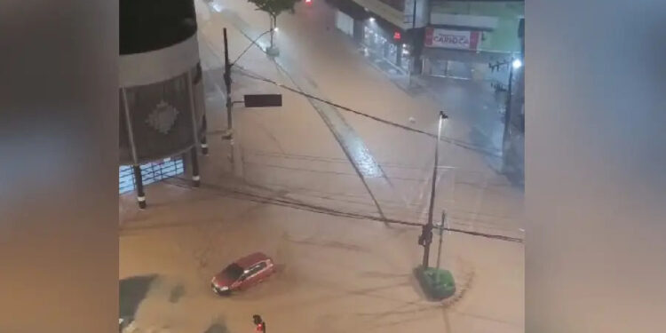 Temporal devasta Juiz de Fora e causa novos estragos