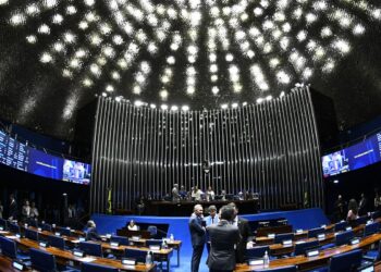 Senado aprova PL que acaba com relativização do estupro de vulnerável