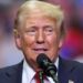 Trump diz que não viu parte racista do vídeo e não se desculpará
