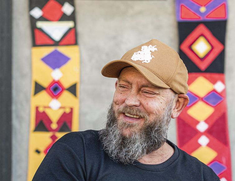 Victor Vasconcelos/Divulgação São Paulo (SP) 10/02/2024 - Historiador Luiz Antonio Simas, expressa preocupação com tentativas de descaracterização carnaval pelas pressões do capital e do proselitismo religioso.
Foto: Victor Vasconcelos/Divulgação