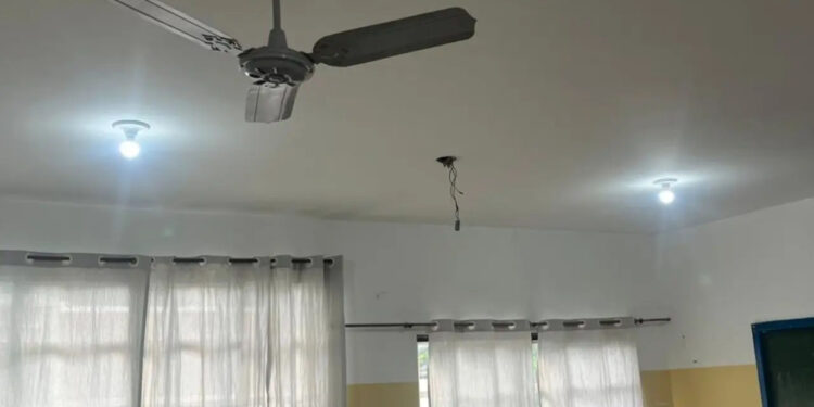 Ventilador cai em sala de aula e estudante fica ferido em Campo Grande