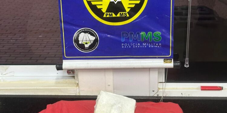 Jovem é detido com droga escondida em travesseiro na MS-112