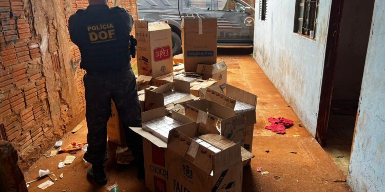 Van com cigarros contrabandeados é apreendida pelo DOF em Dourados