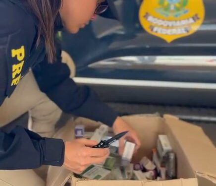PRF apreende carga irregular de medicamentos em Coxim