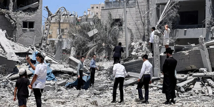 Guerra no Oriente Médio entra no terceiro dia com novos ataques