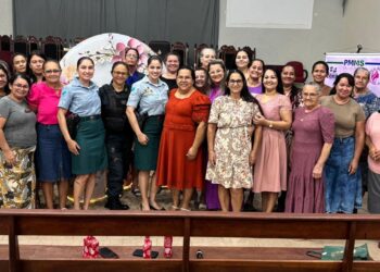 Polícia Militar realiza palestra sobre conscientização da violência doméstica em igreja de Coxim