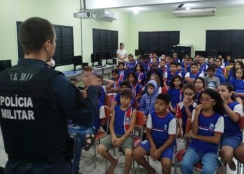 Polícia Militar em Três Lagoas durante Operação Approximatus realiza ciclo de palestras no bairro Paranapungá