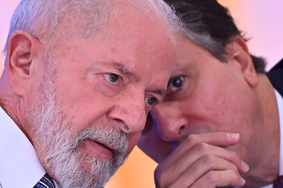 Ministro de Lula desde o início do mandato, Camilo Santana ajudou a pavimentar o pé-de-meia.