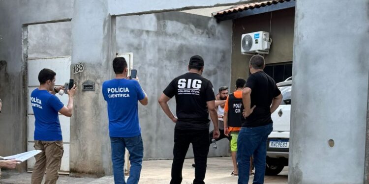 Polícia Civil realiza reprodução simulada relacionada à homicídio ocorrido em Caarapó