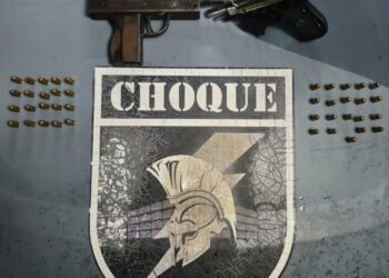 Operação Conjunta da Polícia Militar Resulta em Prisões e Apreensão de Armas no Norte do Estado