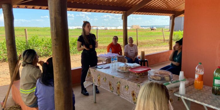 Delegacia de Atendimento à Mulher realiza palestras de conscientização e fortalecimento da rede de proteção às mulheres em Bataguassu