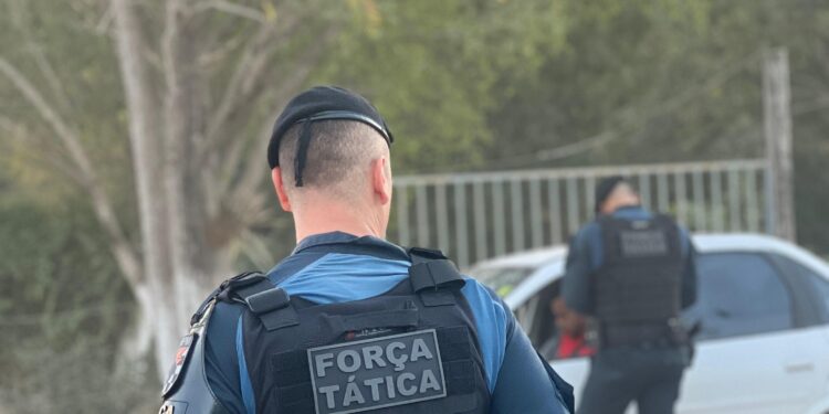 Força Tática prende homem que invadiu casa de ex-mulher