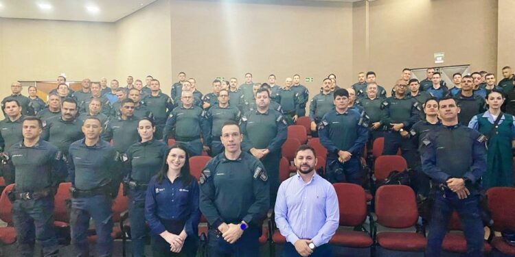 Comandante do 8º BPM reúne tropa e reforça ações em Nova Andradina