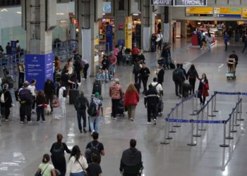 ANAC define regras mais duras para passageiros indisciplinados