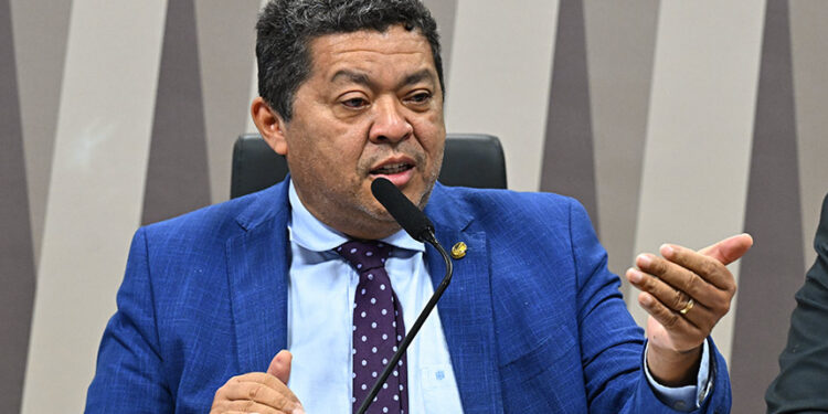 Beto Faro apresenta na terça relatório sobre novas regras do seguro defeso