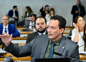 CDH vota sugestão de piso nacional para policiais militares