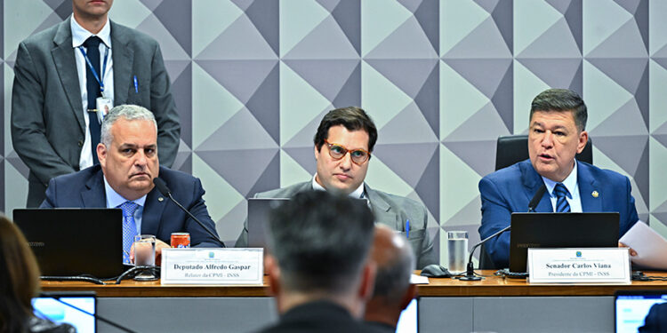 CPMI do INSS pede prorrogação dos trabalhos ao STF