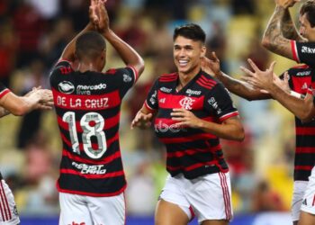 Confira como estão as finais dos campeonatos estaduais de futebol