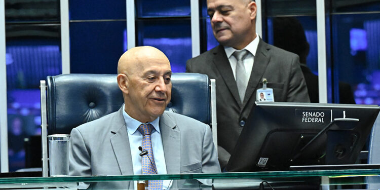 Confúcio Moura destaca apoio a Ariquemes, referência em tecnologia