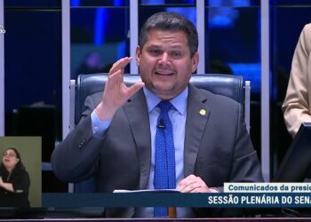 Davi Alcolumbre mantém decisão da CPMI que quebrou sigilos de Lulinha