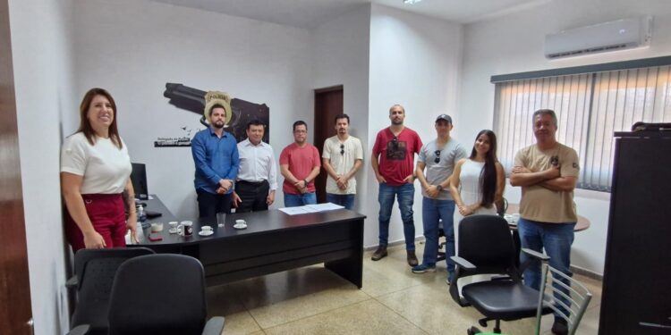Delegacia de Brasilândia recebe visita institucional da Delegacia Regional de Bataguassu
