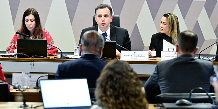 Direitos de família e das sucessões precisam ser atualizados, dizem especialistas