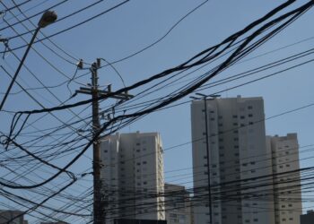 Em abril a conta de luz continua no patamar mais baixo, sem taxa extra