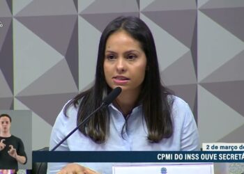 Ex-secretária do 'Careca do INSS' informa que exercerá direito ao silêncio