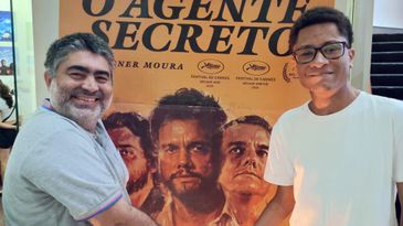 Rio de Janeiro (RJ), 15/03/2025 - Rafael Cabral e Miguel de Oliveira Tavares participam do Concurso de sósios de Wagner Moura. Foto: Isabela Vieira/Agência Brasil