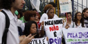 MEC mobiliza redes de ensino para combater violência contra meninas