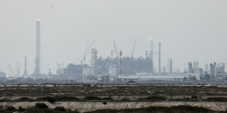 Mercado vive turbulência com infraestrutura petrolífera sob ataque