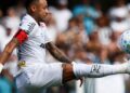 Neymar passa em branco na véspera de última convocação antes da Copa