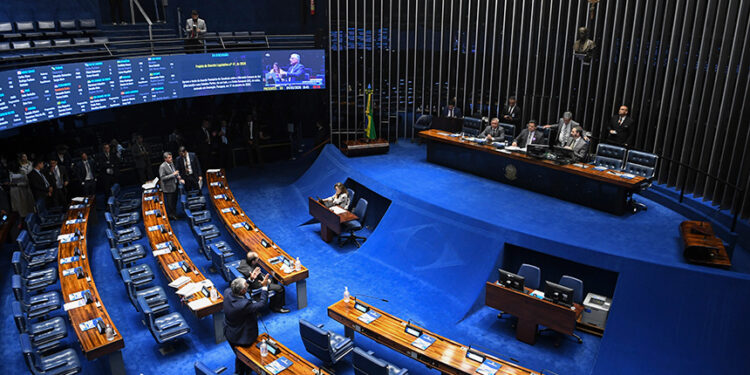 Plenário vota medidas de enfrentamento à violência contra a mulher na terça