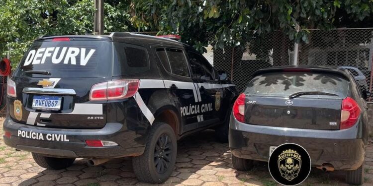 Polícia Civil recupera veículo roubado em outubro do ano passado, na Capital