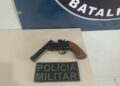 Polícia Militar em Arapuá apreende arma de fogo artesanal