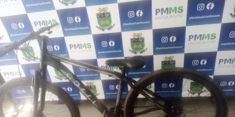Polícia Militar prende mulher por furto de bicicleta em Coxim