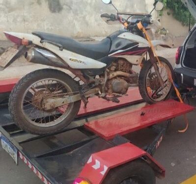 Polícia Militar recupera motocicleta furtada em Coxim