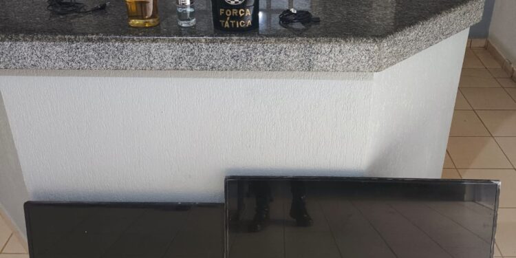 Polícia Militar recupera objetos furtados e prende autor em menos de duas horas em Coxim