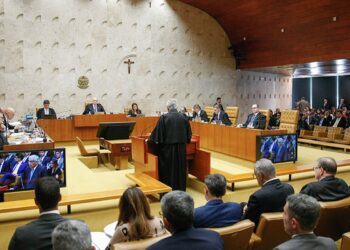 STF define limite para verbas indenizatórias de magistrados e do MP