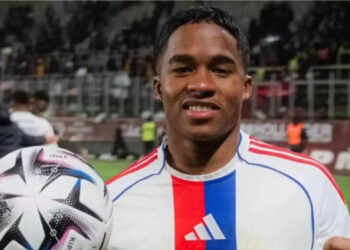 Endrick encanta a Europa mesmo na derrota do Lyon