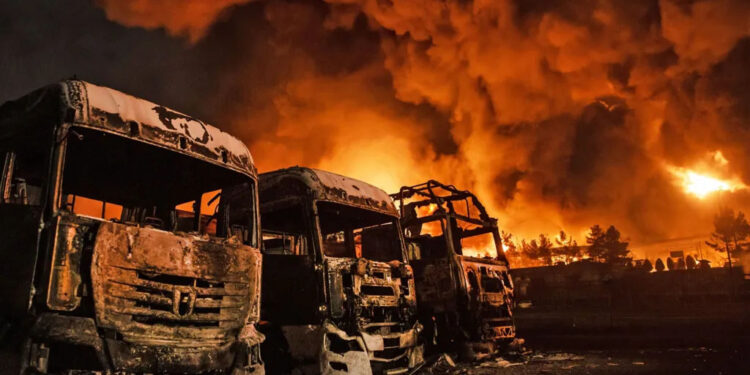 G7 convoca reunião de emergência após escalada no Oriente Médio disparar preços do petróleo