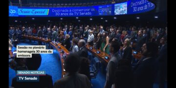 Sessão especial celebra 30 anos da TV Senado