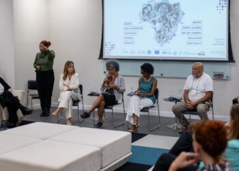 Sete em cada dez mulheres relatam já terem sofrido assédio, diz estudo