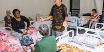 Setor de cuidados a idosos avança no Brasil